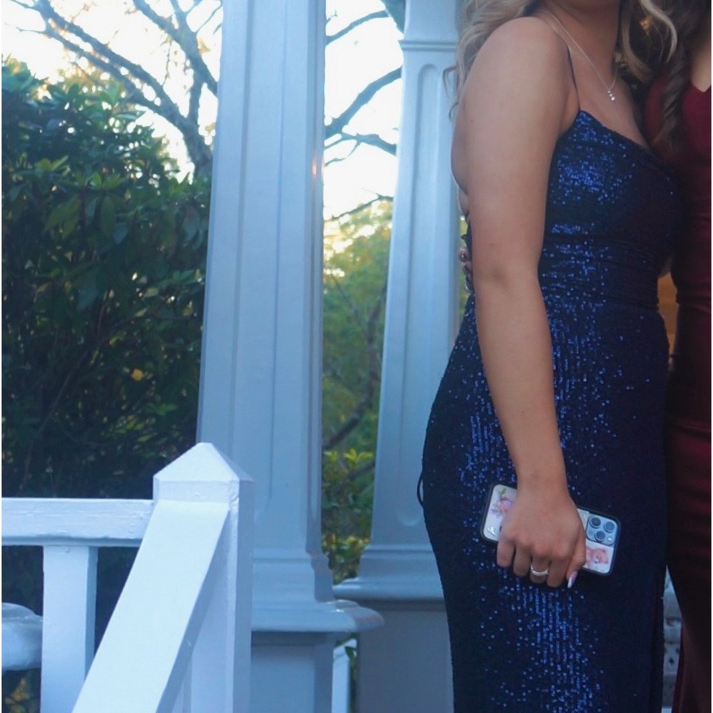 LULUS PROM DRESS - Picture 2 of 2